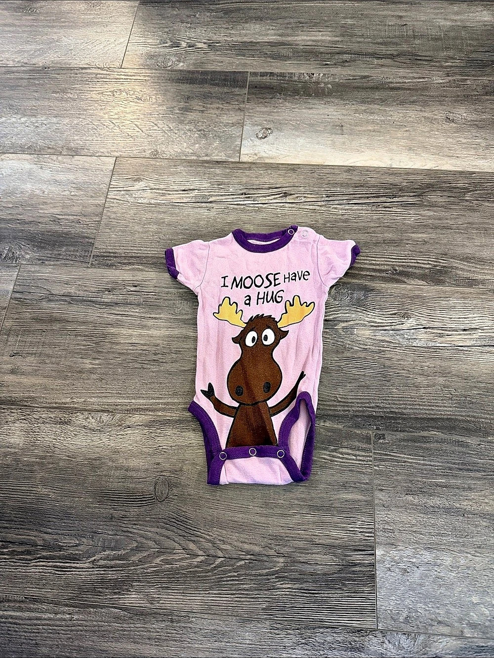 Lazy One Moose Hug bodysuit Moose Bodysuit Pink Baby 6M